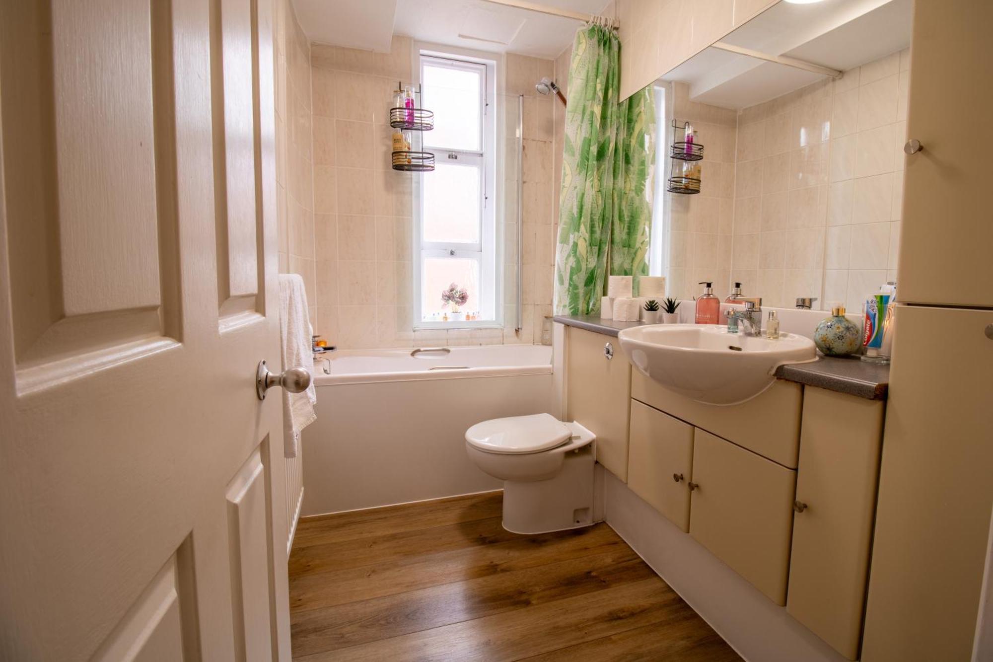 Cosy 2-Bedroom Apartment In Mayfair 8Cb - 4Th Floor No Elevator ロンドン エクステリア 写真