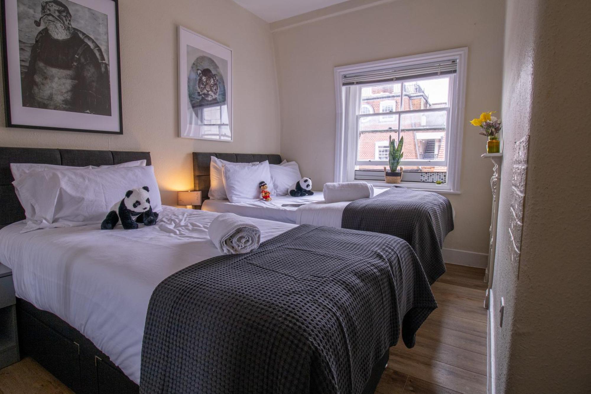 Cosy 2-Bedroom Apartment In Mayfair 8Cb - 4Th Floor No Elevator ロンドン エクステリア 写真
