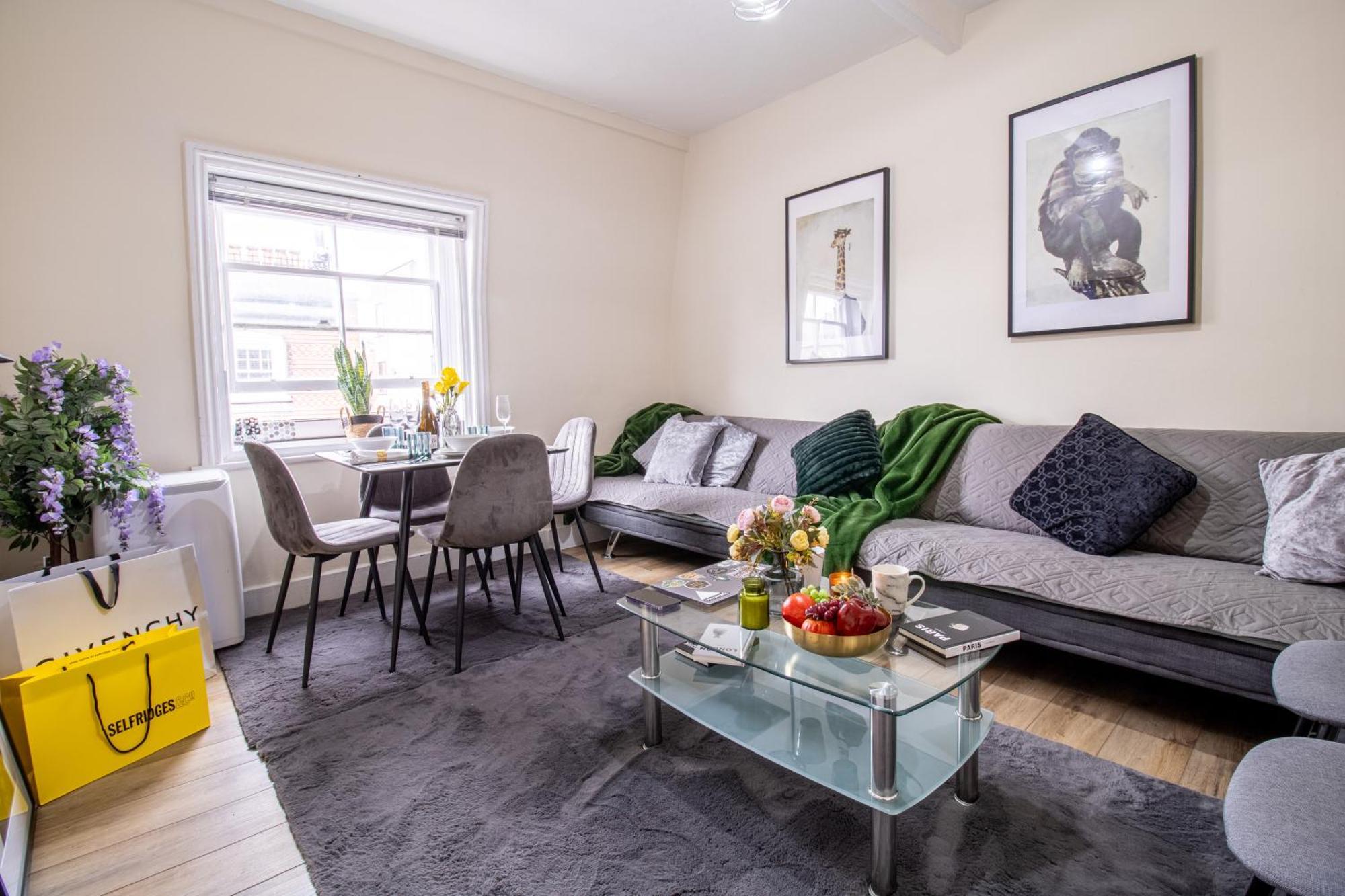 Cosy 2-Bedroom Apartment In Mayfair 8Cb - 4Th Floor No Elevator ロンドン エクステリア 写真